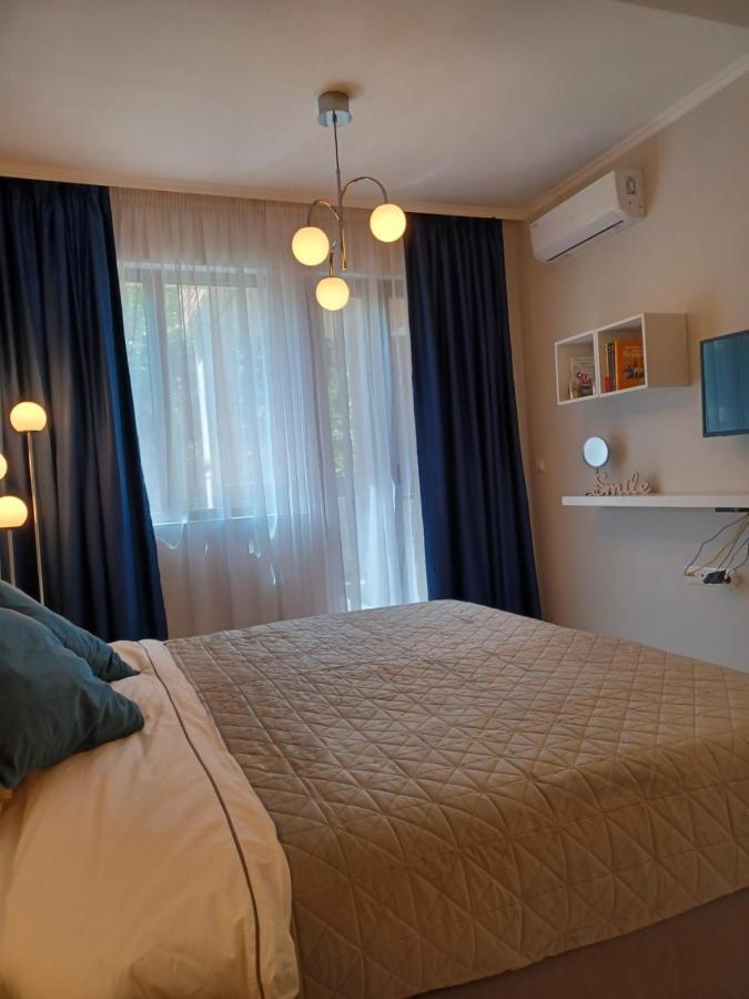 Tara Deluxe Apartment Varna Buitenkant foto