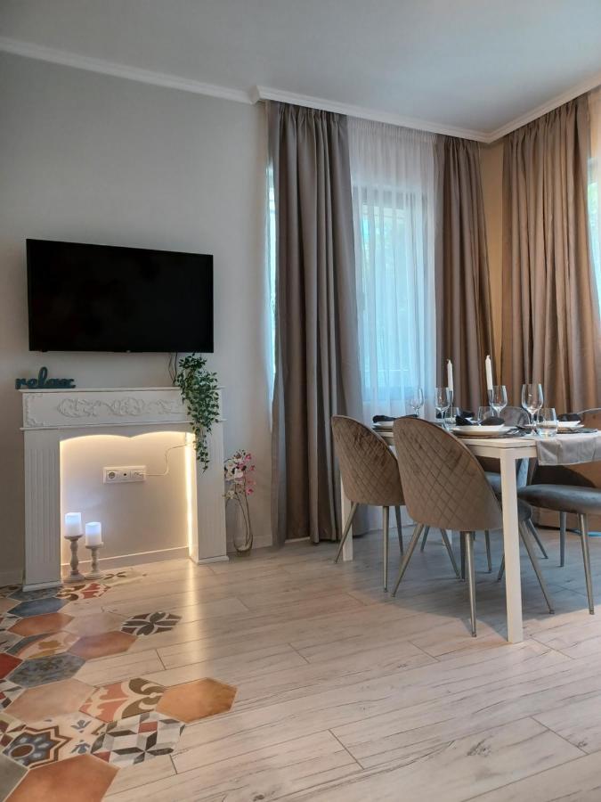 Tara Deluxe Apartment Varna Buitenkant foto