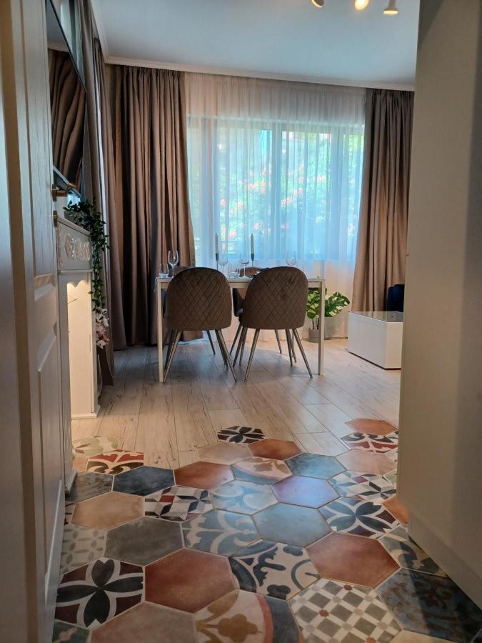Tara Deluxe Apartment Varna Buitenkant foto
