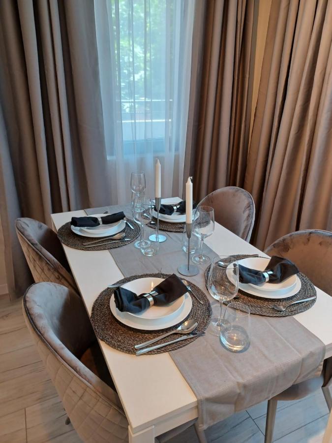 Tara Deluxe Apartment Varna Buitenkant foto